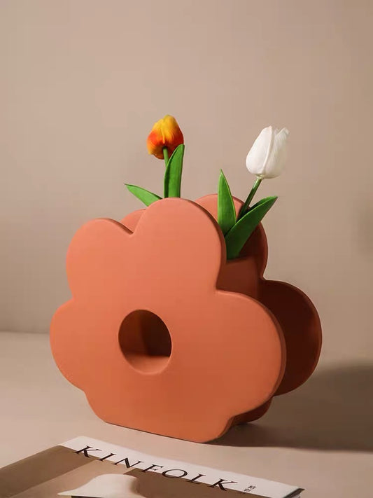 Handmade Ceramic Flower Vessel (Large Size)手工陶瓷花器（大号）